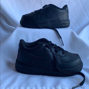 Kids Nike Black Air Force 1 (AF-1)